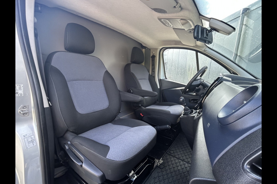 Opel Vivaro 1.6 CDTI 126 PK / ACHTERDEUREN / L1H1 / 1e EIGENAAR / AIRCO / CRUISE / NAVI / CAMERA / BLUETOOTH