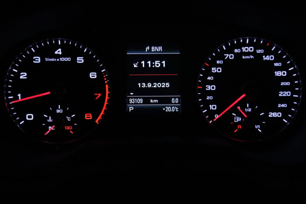 Audi Q3 2.0 TFSI quattro Design Pro Line Plus / LEDER / CRUIS / LED / STOELVER