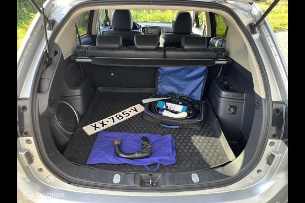 Mitsubishi Outlander 2.4 PHEV Intense+ Trekhaak carplay