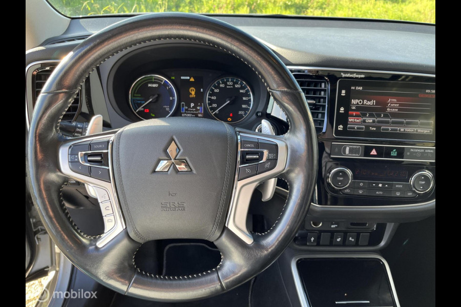 Mitsubishi Outlander 2.4 PHEV Intense+ Trekhaak carplay