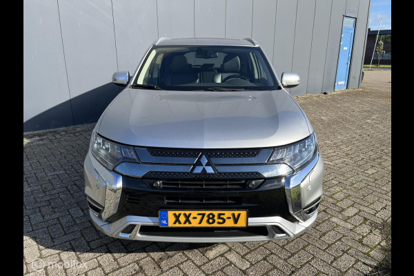 Mitsubishi Outlander 2.4 PHEV Intense+ Trekhaak carplay