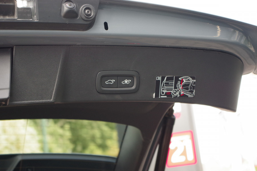 Volvo XC40 1.5 T4 Recharge Inscription Expression 211 PK PHEV, 360 Camera, Adap. Cruise Control, Keyless