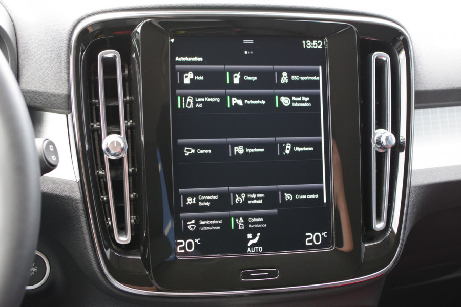 Volvo XC40 1.5 T4 Recharge Inscription Expression 211 PK PHEV, 360 Camera, Adap. Cruise Control, Keyless
