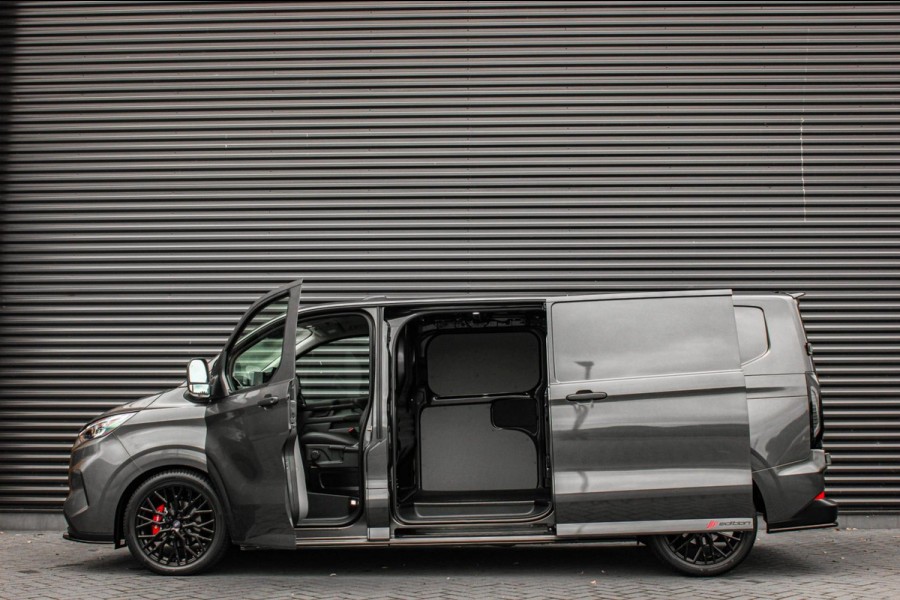 Ford Transit Custom 320 2.0 TDCI L2H1 170PK AWD 4X4 JB-EDITION / 3-ZITS / DRIVERS PACK / NAVIGATIE / FULL BLACK / BPM VRIJ / APPLE
