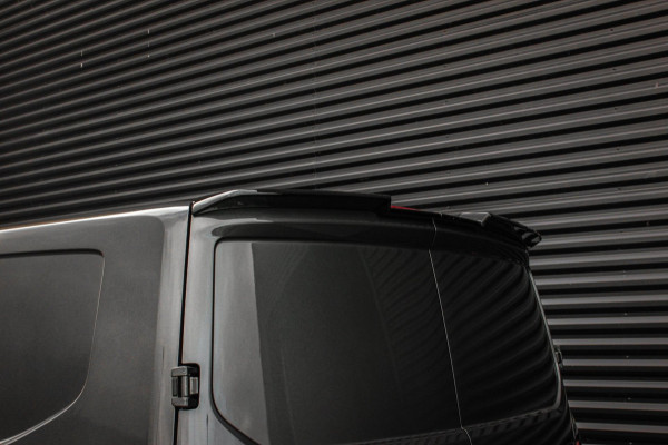 Ford Transit Custom 320 2.0 TDCI L2H1 170PK AWD 4X4 JB-EDITION / 3-ZITS / DRIVERS PACK / NAVIGATIE / FULL BLACK / BPM VRIJ / APPLE