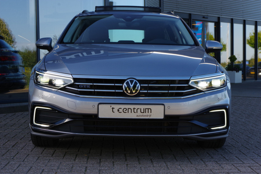 Volkswagen Passat Variant 1.4 TSI PHEV GTE Business 218 PK, Panoramadak, Camera, LED-Matrix