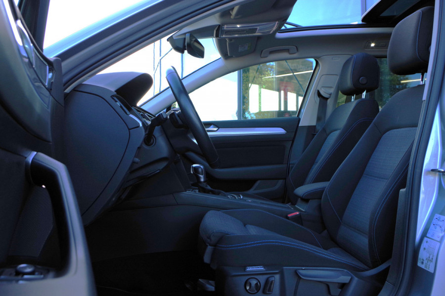 Volkswagen Passat Variant 1.4 TSI PHEV GTE Business 218 PK, Panoramadak, Camera, LED-Matrix