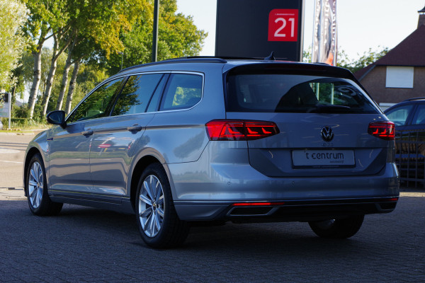 Volkswagen Passat Variant 1.4 TSI PHEV GTE Business 218 PK, Panoramadak, Camera, LED-Matrix