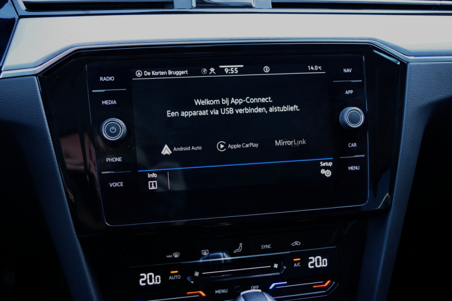 Volkswagen Passat Variant 1.4 TSI PHEV GTE Business 218 PK, Panoramadak, Camera, LED-Matrix