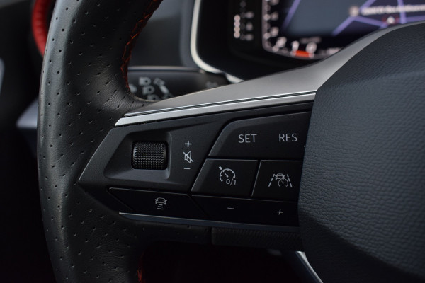 Seat Arona 1.0 TSI FR Business Intense | Virtual | Camera | LED | 18"