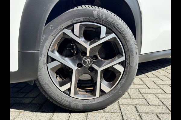 Citroën C3 Aircross 1.2 PureTech 110 Feel | Lederen bekleding | Panoramadak | Stoelverwarming | Navigatie