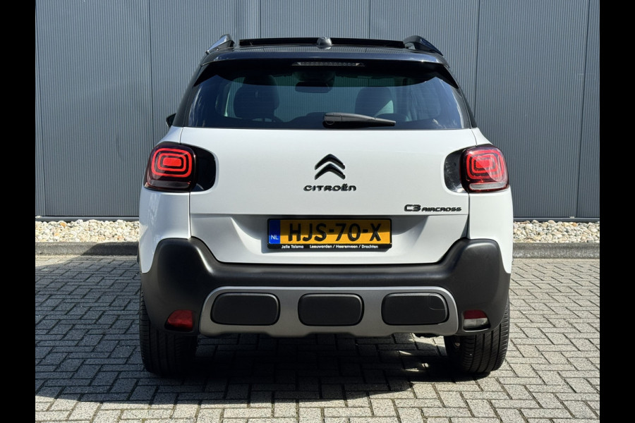 Citroën C3 Aircross 1.2 PureTech 110 Feel | Lederen bekleding | Panoramadak | Stoelverwarming | Navigatie