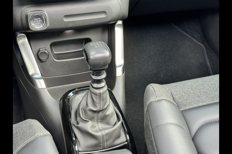 Citroën C3 Aircross 1.2 PureTech 110 Feel | Lederen bekleding | Panoramadak | Stoelverwarming | Navigatie