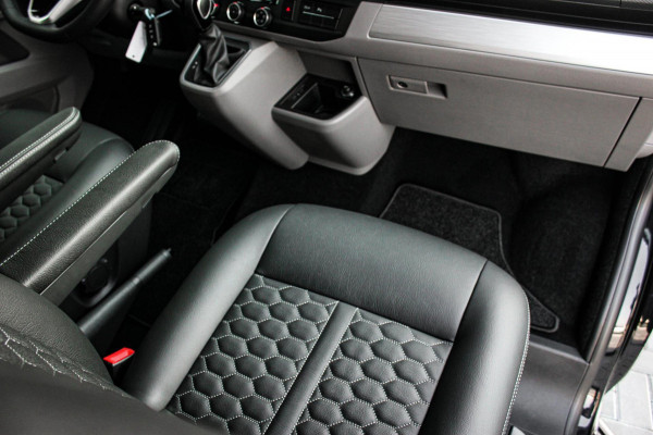 Volkswagen Transporter 2.0 TDI L2H1 150PK DIRECT RIJDEN BULLI SPECIAL / LEDEREN BEKLEDING / DUBBEL CABINE / NAVIGATIE / ACTIVE