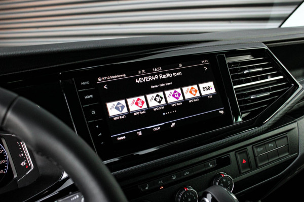 Volkswagen Transporter 2.0 TDI L2H1 150PK DIRECT RIJDEN BULLI SPECIAL / LEDEREN BEKLEDING / DUBBEL CABINE / NAVIGATIE / ACTIVE