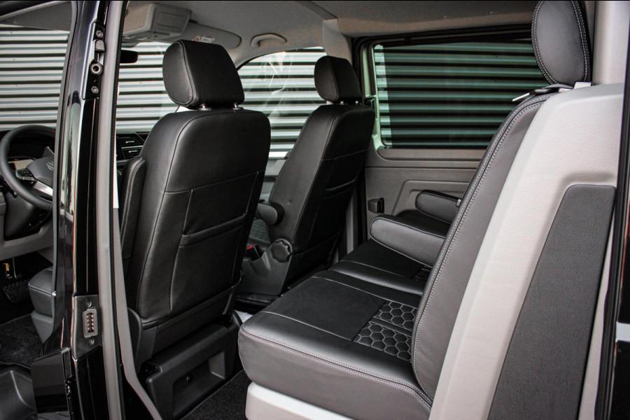 Volkswagen Transporter 2.0 TDI L2H1 150PK DIRECT RIJDEN BULLI SPECIAL / LEDEREN BEKLEDING / DUBBEL CABINE / NAVIGATIE / ACTIVE