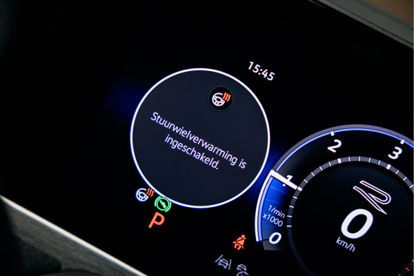 Volkswagen Passat R-Line Diesel | Trekhaak | Pano | Head-up | Stoelmassage |