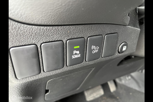 Mitsubishi Outlander 2.4 PHEV Pure trekhaak parkeersensoren camera