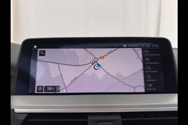 BMW X3 xDrive30e M-Sportpack Business Edition Plus (INCL-BTW) *PANO | LUXURY-LEATHER | FULL-LED | DIGI-COCKPIT | HIFI-SOUND | CARPLAY | DAB+ | HEATED-SPORTSEATS | AMBIENT-LIGHT | PRIVACY-GLASS | SHIFT-PADDLES | TOWBAR | 19''ALU*