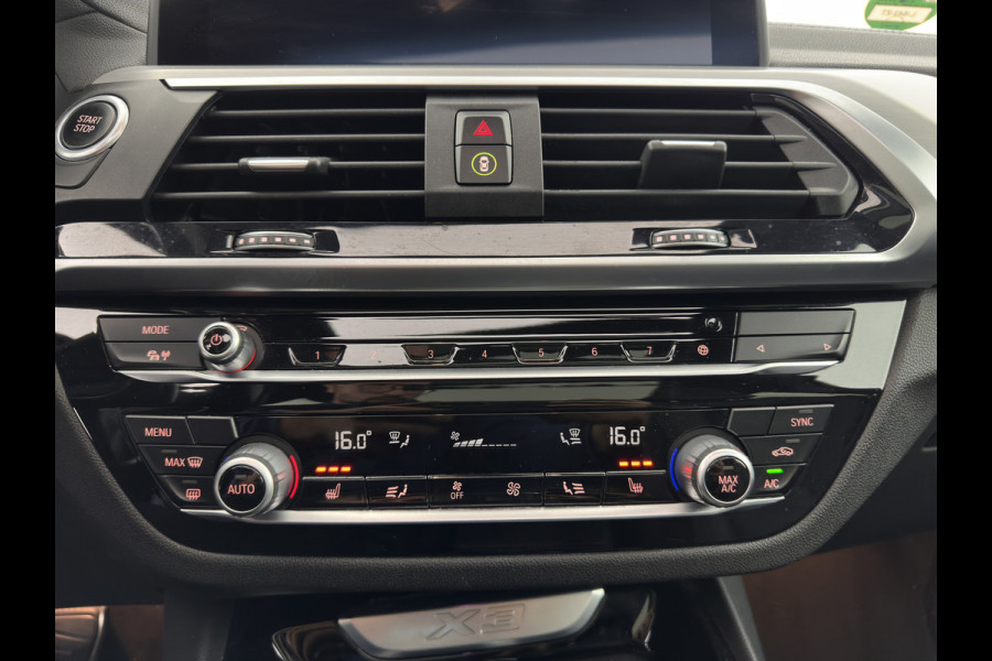 BMW X3 xDrive30e M-Sportpack Business Edition Plus (INCL-BTW) *PANO | LUXURY-LEATHER | FULL-LED | DIGI-COCKPIT | HIFI-SOUND | CARPLAY | DAB+ | HEATED-SPORTSEATS | AMBIENT-LIGHT | PRIVACY-GLASS | SHIFT-PADDLES | TOWBAR | 19''ALU*