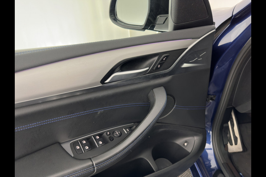 BMW X3 xDrive30e M-Sportpack Business Edition Plus (INCL-BTW) *PANO | LUXURY-LEATHER | FULL-LED | DIGI-COCKPIT | HIFI-SOUND | CARPLAY | DAB+ | HEATED-SPORTSEATS | AMBIENT-LIGHT | PRIVACY-GLASS | SHIFT-PADDLES | TOWBAR | 19''ALU*