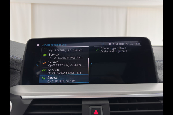 BMW X3 xDrive30e M-Sportpack Business Edition Plus (INCL-BTW) *PANO | LUXURY-LEATHER | FULL-LED | DIGI-COCKPIT | HIFI-SOUND | CARPLAY | DAB+ | HEATED-SPORTSEATS | AMBIENT-LIGHT | PRIVACY-GLASS | SHIFT-PADDLES | TOWBAR | 19''ALU*