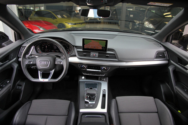 Audi Q5 55 TFSI e quattro Competition | S-line | ACC | Trekhaak | Matrix | Keyless