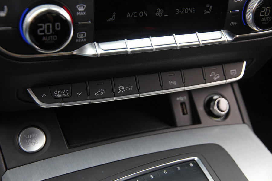 Audi Q5 55 TFSI e quattro Competition | S-line | ACC | Trekhaak | Matrix | Keyless