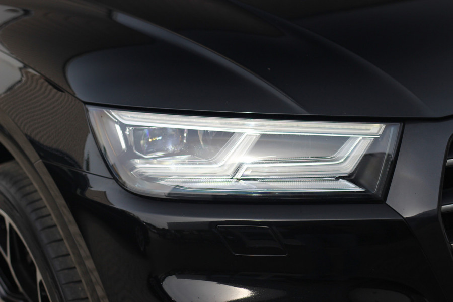 Audi Q5 55 TFSI e quattro Competition | S-line | ACC | Trekhaak | Matrix | Keyless