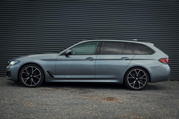 BMW 5 Serie Touring 530i High Executive / M-Pakket / Pano / HUD / Trekhaak / Incl BTW / Laser