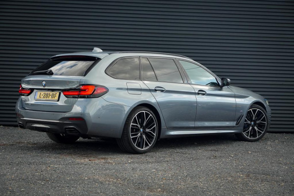 BMW 5 Serie Touring 530i High Executive / M-Pakket / Pano / HUD / Trekhaak / Incl BTW / Laser