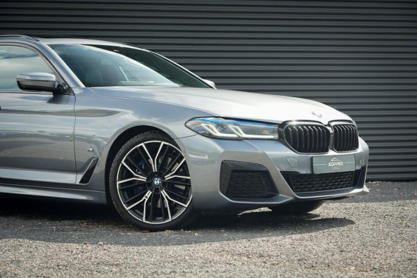 BMW 5 Serie Touring 530i High Executive / M-Pakket / Pano / HUD / Trekhaak / Incl BTW / Laser
