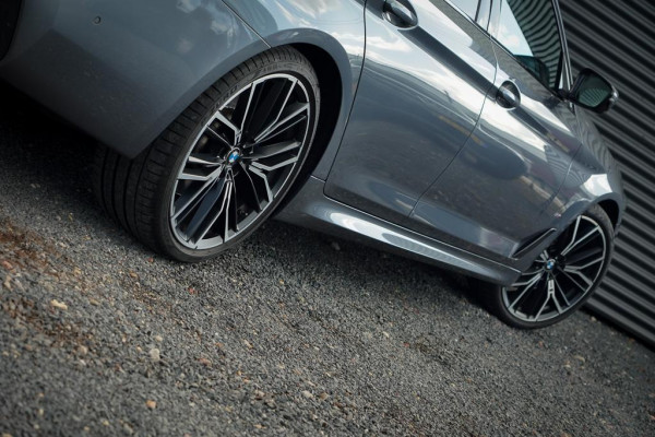 BMW 5 Serie Touring 530i High Executive / M-Pakket / Pano / HUD / Trekhaak / Incl BTW / Laser