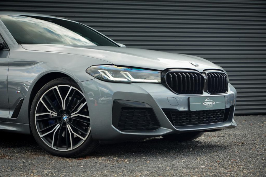 BMW 5 Serie Touring 530i High Executive / M-Pakket / Pano / HUD / Trekhaak / Incl BTW / Laser