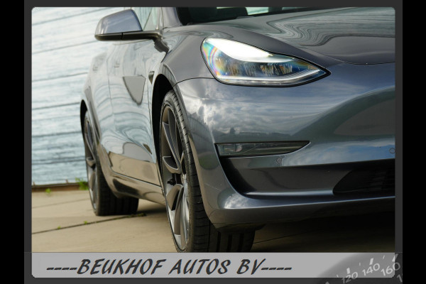 Tesla Model 3 Performance AWD 75 kWh 487Pk 20inch Soh 92.8 %