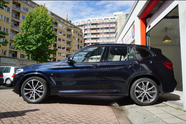 BMW X3 xDrive20i High Executive 3x M-SPORT (Aerodynamica/ onderstel/ interieur) Nederlandse BMW (NAP) | BMW dealer onderhouden | 20inch | Trekhaak | Sfeerverlichting |