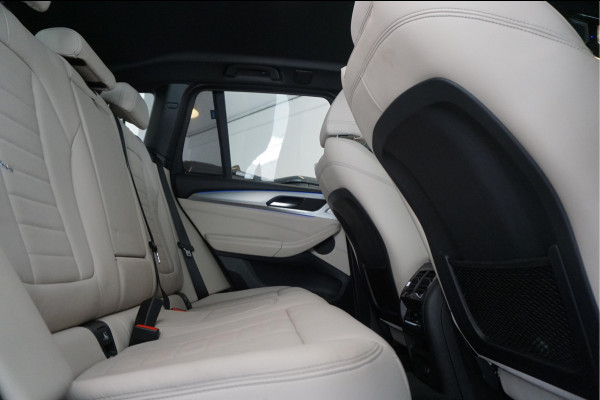 BMW X3 xDrive20i High Executive 3x M-SPORT (Aerodynamica/ onderstel/ interieur) Nederlandse BMW (NAP) | BMW dealer onderhouden | 20inch | Trekhaak | Sfeerverlichting |