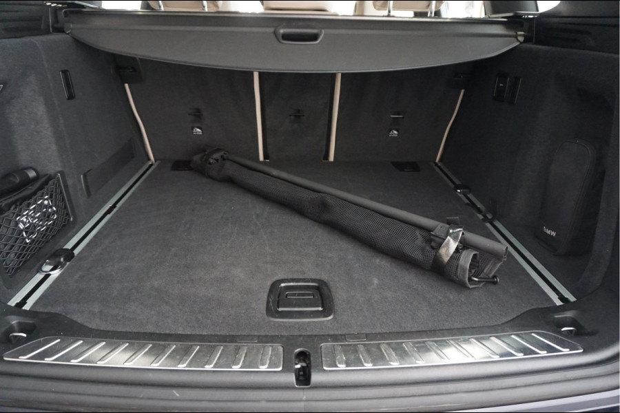 BMW X3 xDrive20i High Executive 3x M-SPORT (Aerodynamica/ onderstel/ interieur) Nederlandse BMW (NAP) | BMW dealer onderhouden | 20inch | Trekhaak | Sfeerverlichting |