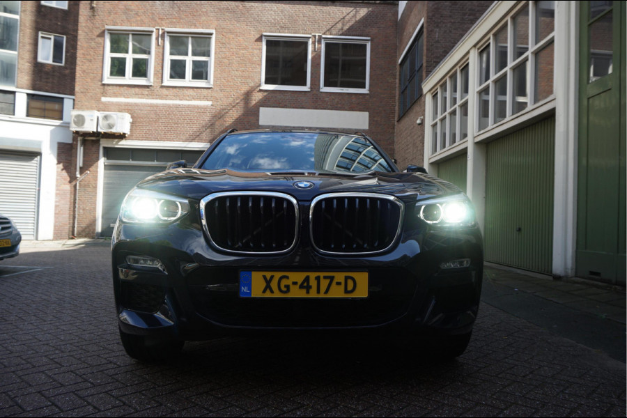 BMW X3 xDrive20i High Executive 3x M-SPORT (Aerodynamica/ onderstel/ interieur) Nederlandse BMW (NAP) | BMW dealer onderhouden | 20inch | Trekhaak | Sfeerverlichting |