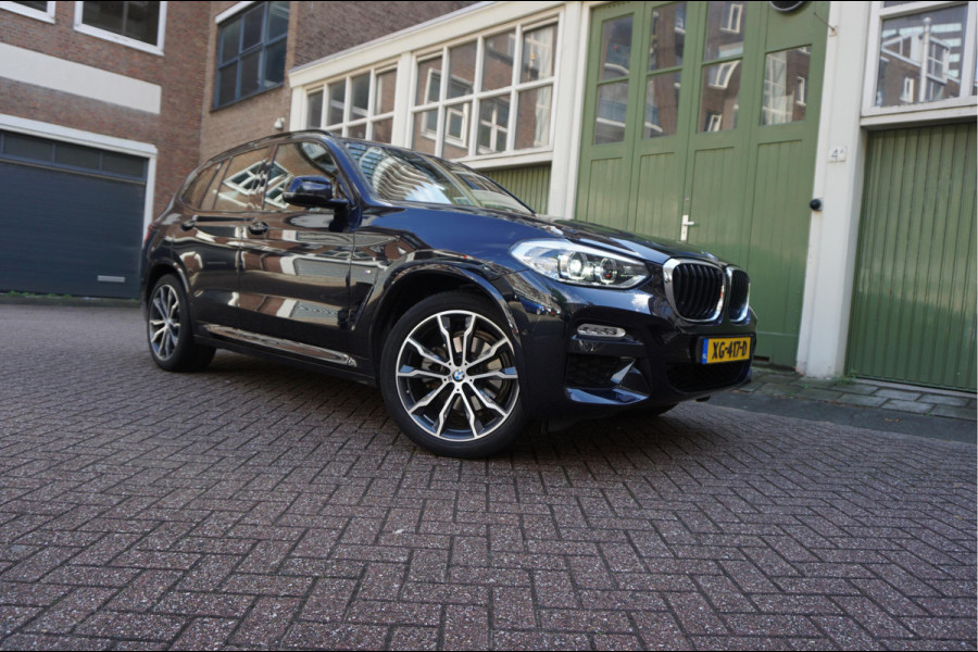 BMW X3 xDrive20i High Executive 3x M-SPORT (Aerodynamica/ onderstel/ interieur) Nederlandse BMW (NAP) | BMW dealer onderhouden | 20inch | Trekhaak | Sfeerverlichting |