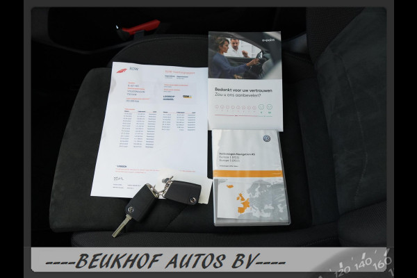 Volkswagen Tiguan Allspace 1.5 TSI 7 Persoon Trekhaak Pano