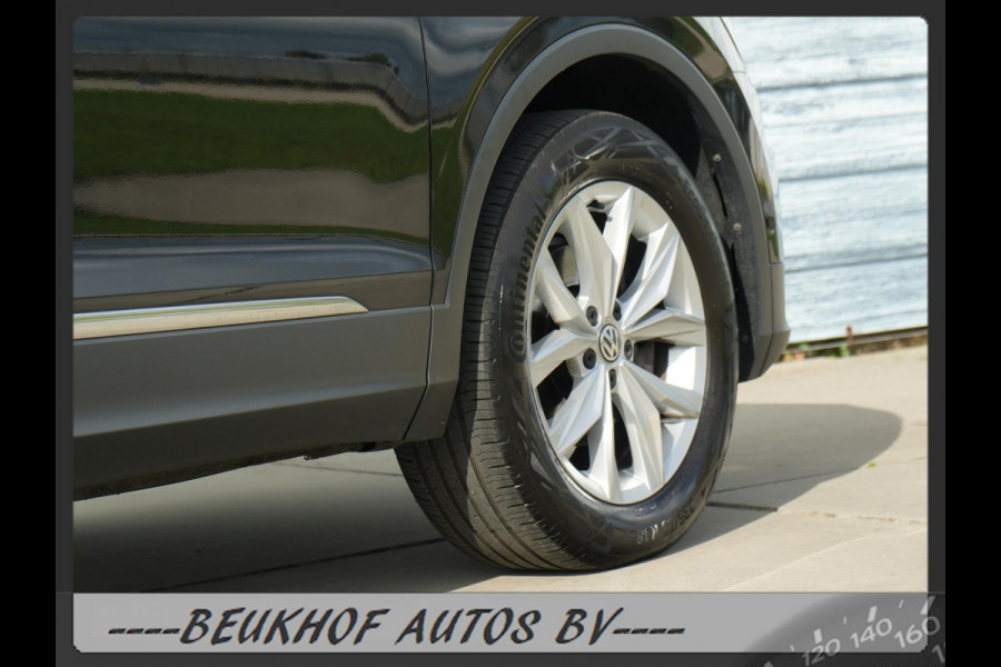 Volkswagen Tiguan Allspace 1.5 TSI 7 Persoon Trekhaak Pano