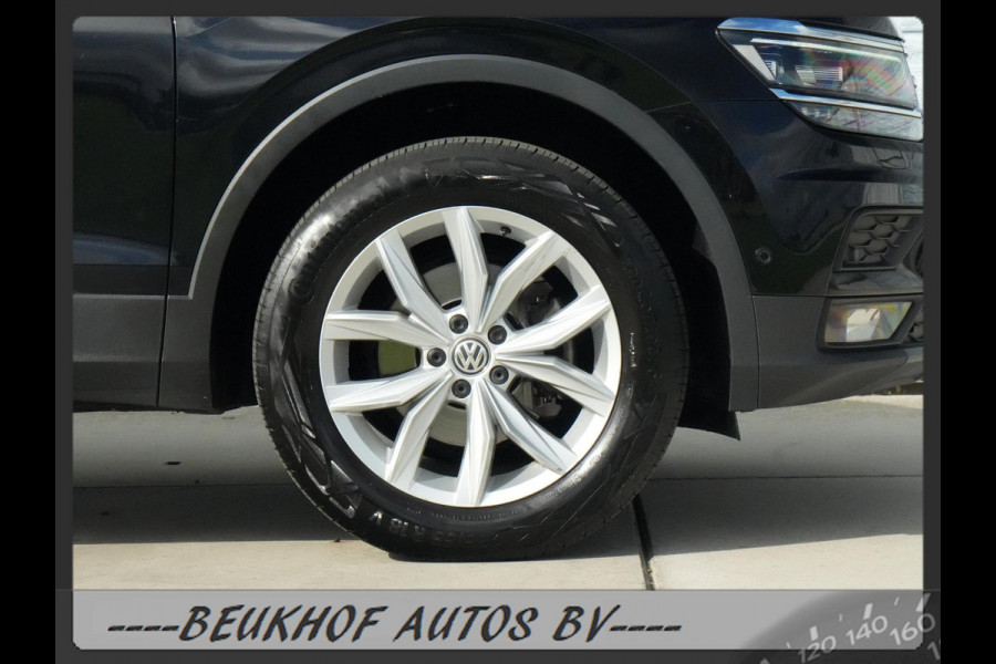 Volkswagen Tiguan Allspace 1.5 TSI 7 Persoon Trekhaak Pano