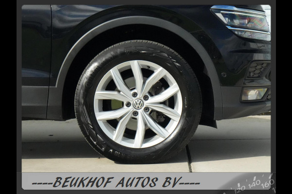 Volkswagen Tiguan Allspace 1.5 TSI 7 Persoon Trekhaak Pano