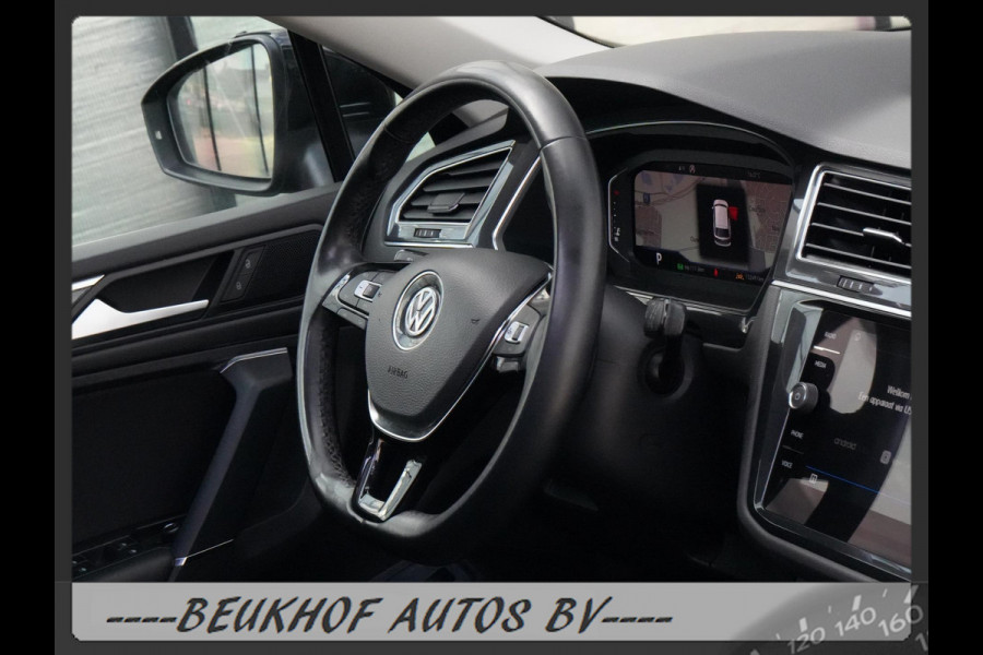 Volkswagen Tiguan Allspace 1.5 TSI 7 Persoon Trekhaak Pano