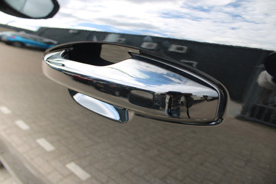Volvo XC40 1.5 T3 Momentum | Trekhaak | Cruise control | Navigatie | Stoel-/Stuurverwarming