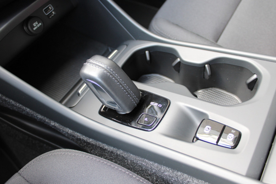 Volvo XC40 1.5 T3 Momentum | Trekhaak | Cruise control | Navigatie | Stoel-/Stuurverwarming