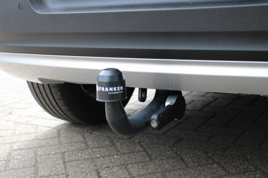 Volvo XC40 1.5 T3 Momentum | Trekhaak | Cruise control | Navigatie | Stoel-/Stuurverwarming