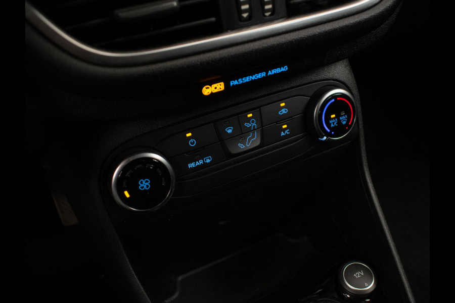 Ford Fiesta 1.1 Sport (APPLE CARPLAY,NAVI,LED,CRUISE,PDC,LANE ASSIST,ELEKTRISCH PAKKET,SPORTSTOELEN,LM VELGEN,NETTE STAAT)