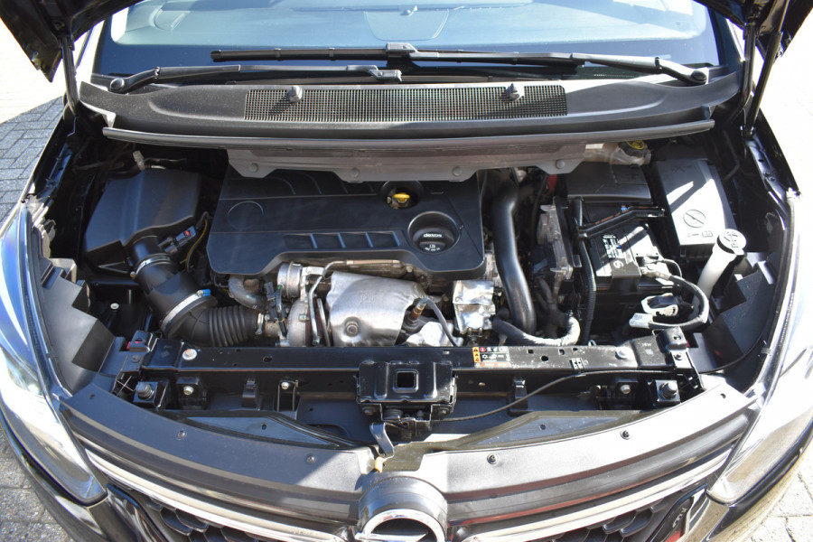 Opel Zafira 1.6 Turbo Automaat Online Edition / 7-zits / Carplay / 17" LM / Trekhaak / PDC v+a / Getint glas